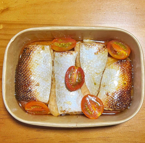 👍 Signature Baked Honey soy Salmon Belly (serves 2-4 pax)